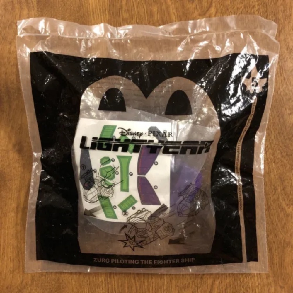 2022 McDonald’s HappyMeal Toy Disney Lightyear #5 ZURG PILOTING THE FIGHTER SHIP